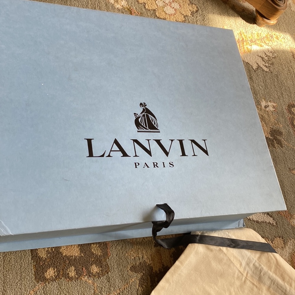 Lanvin Boots new never worn . Gold shimmer, black tassels. - Picture 6 of 14